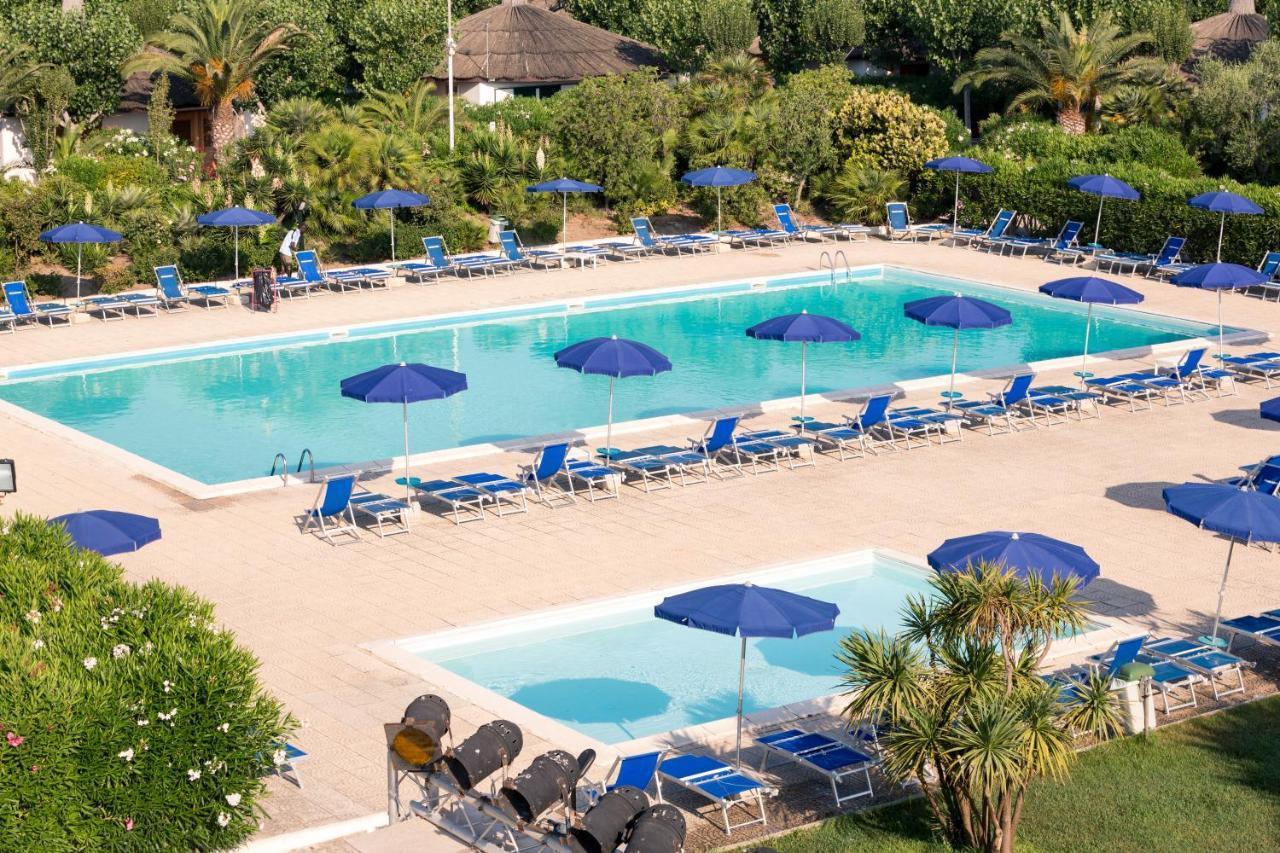 African Beach Hotel-Residence Манфредония Екстериор снимка