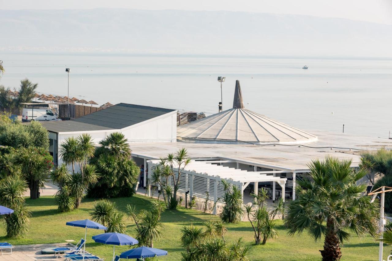 African Beach Hotel-Residence Манфредония Екстериор снимка